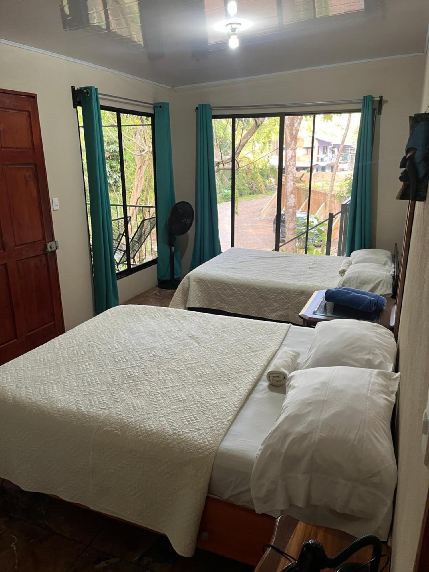 Casa Escondida Apartments มานูเอล อันโตนิโอ ภายนอก รูปภาพ